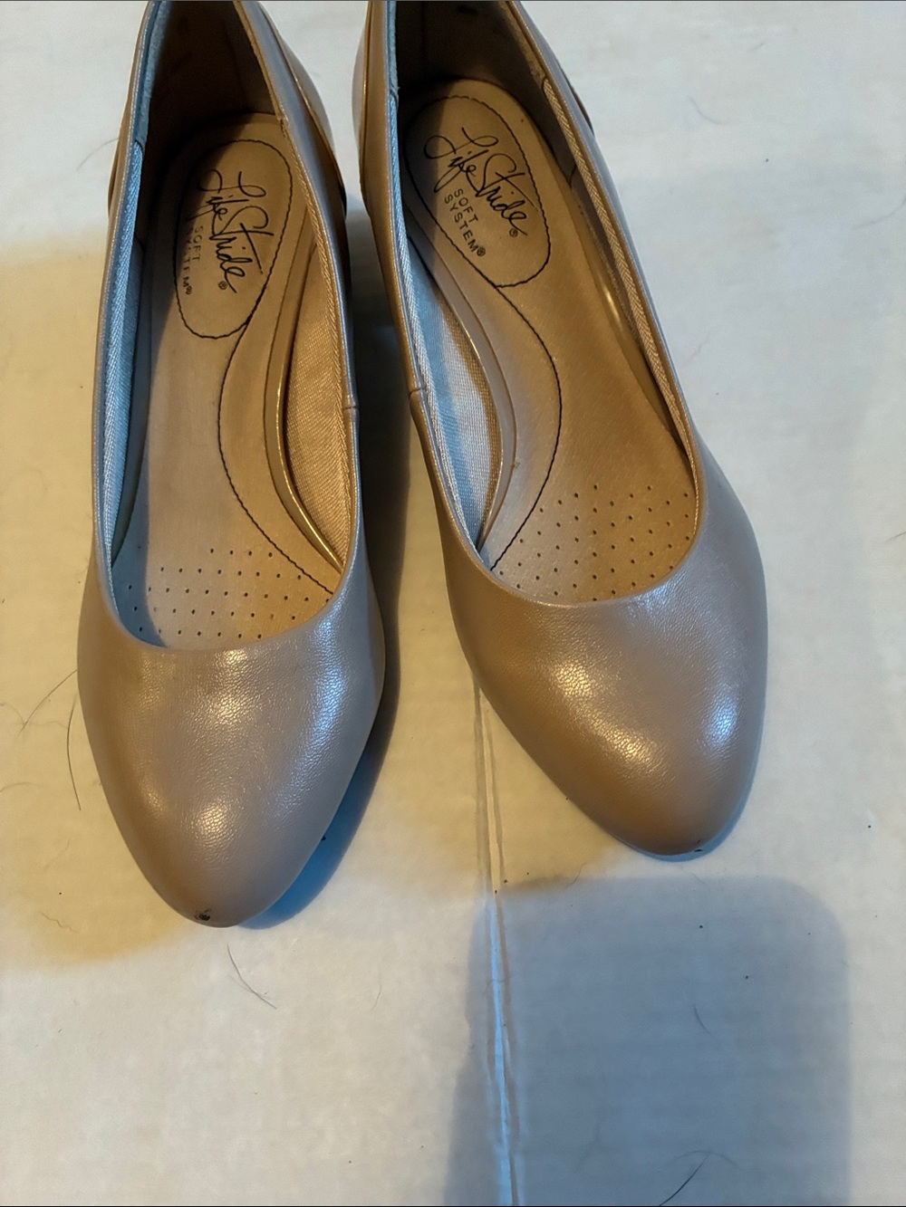 Life Stride Women's Taupe Slip-On Pumps